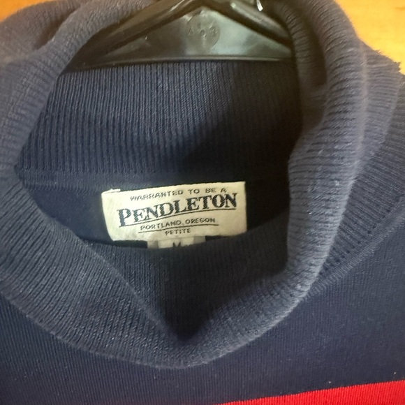 Vintage Pendleton 2-Piece Knit Sweater Set – Size Medium Petite, Like New - Picture 6 of 10